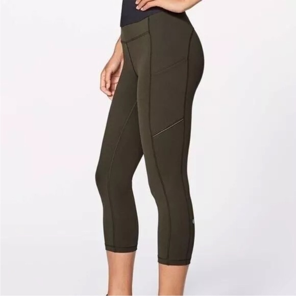 lululemon athletica Pants - Lululemon Dark Olive Speed Up Crop 21” Medium Rise Athletic Workout Legging